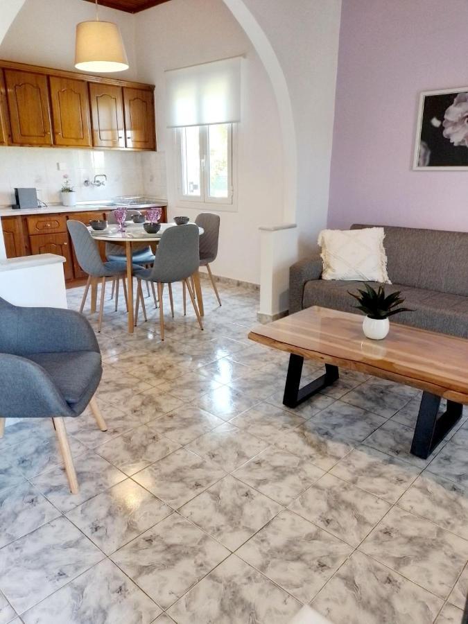 Manolia Apartments Ypsos Eksteriør bilde